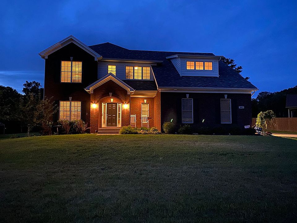 2nd image of 3003 Fallen Wood Ln
