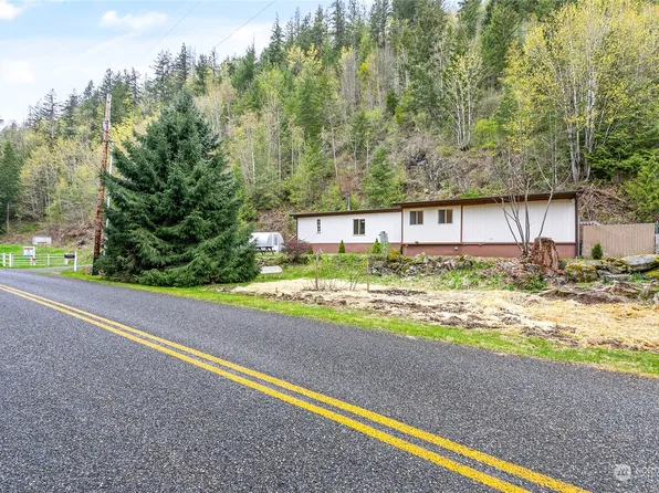 6040 Reese Hill Road, Sumas, WA 98295