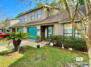 389 Clubhouse Dr APT AA2, Gulf Shores, AL 36542