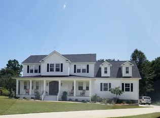 213 Salt Marsh Ln, Hampstead, NC 28443