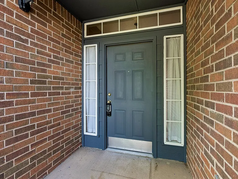1708 Creekside Ct — Photo 6