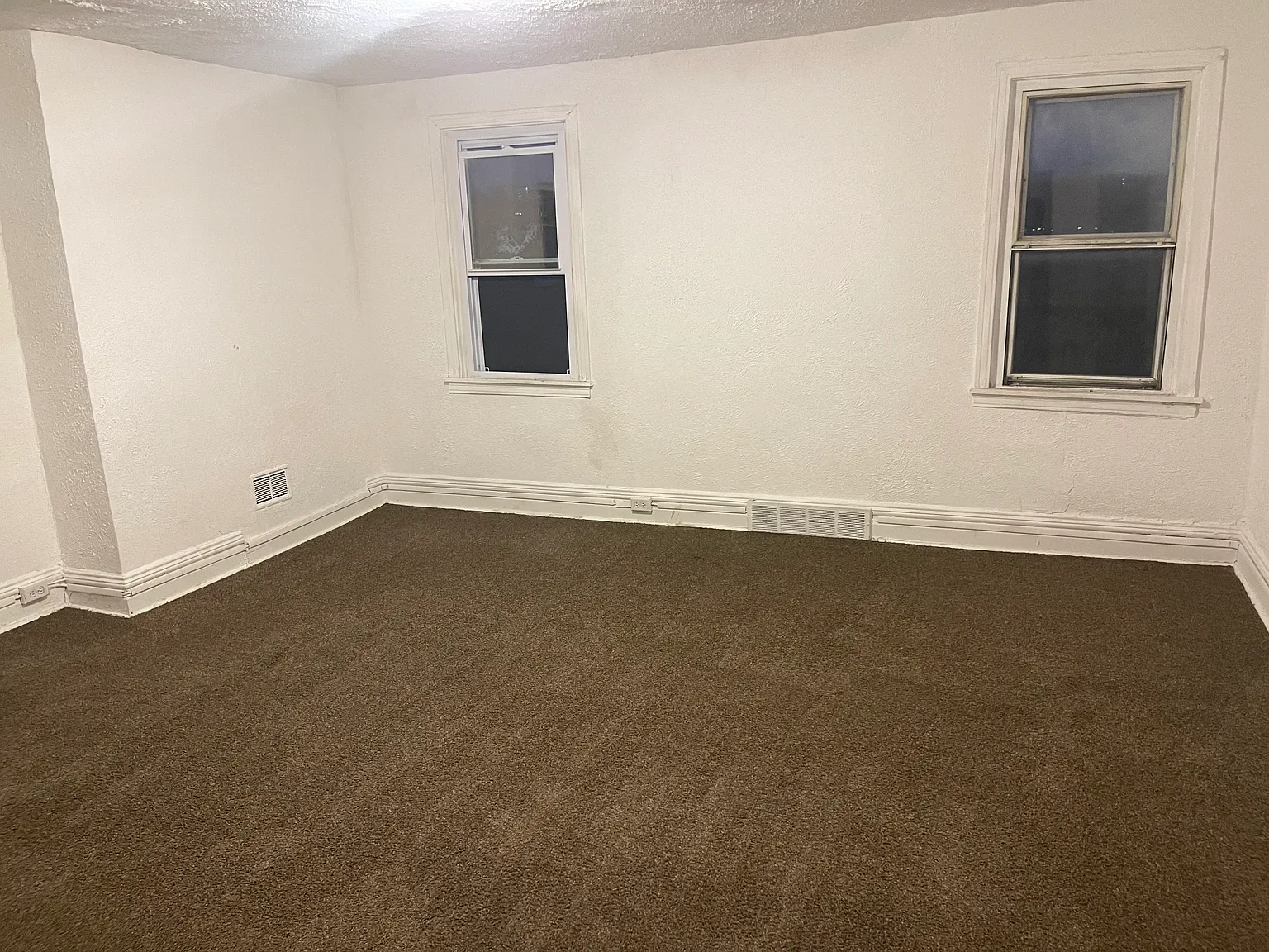 2 bed, 1322 sqft, $1,400 — Photo 4