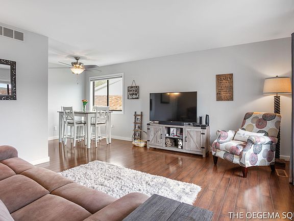 3rd image of 230 S State St APT 107