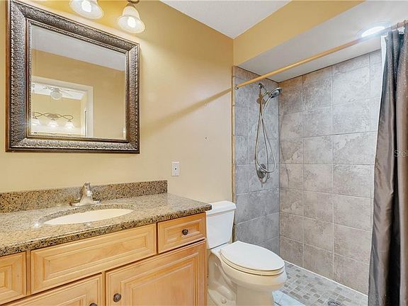 5th image of 1801 Morven Ct