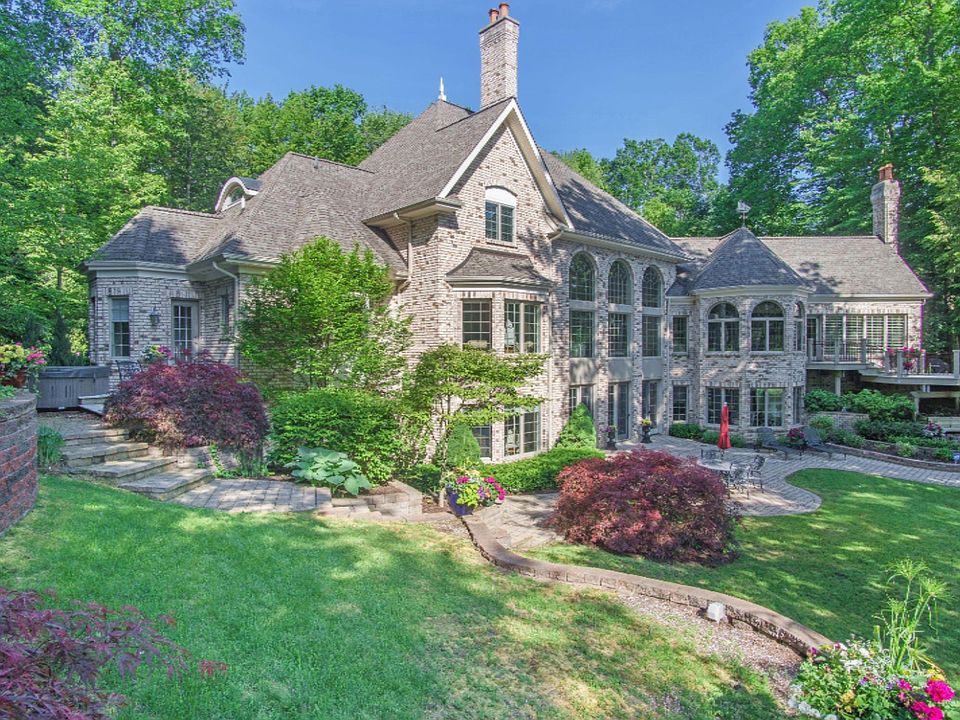 19286 Rosemary Rd, Spring Lake, MI 49456 Zillow