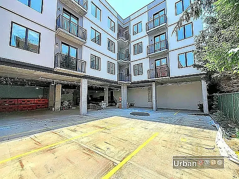 381 De Witt Ave #402 — Photo 9