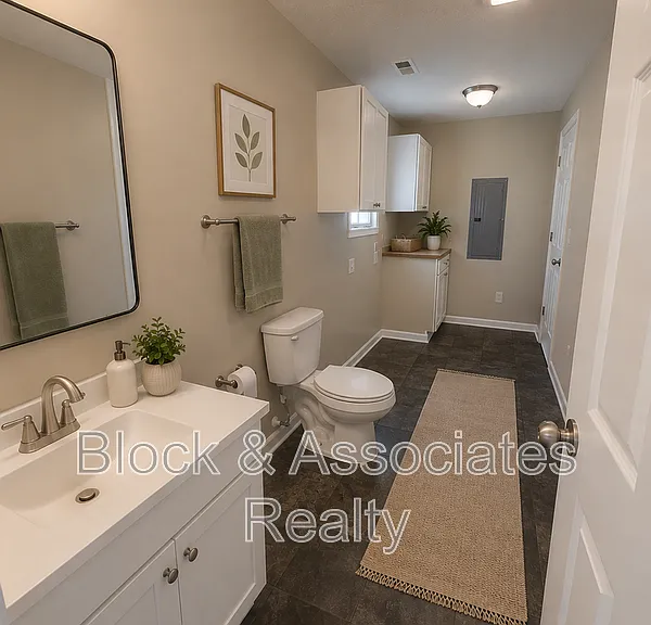 601 Huger St — Photo 4