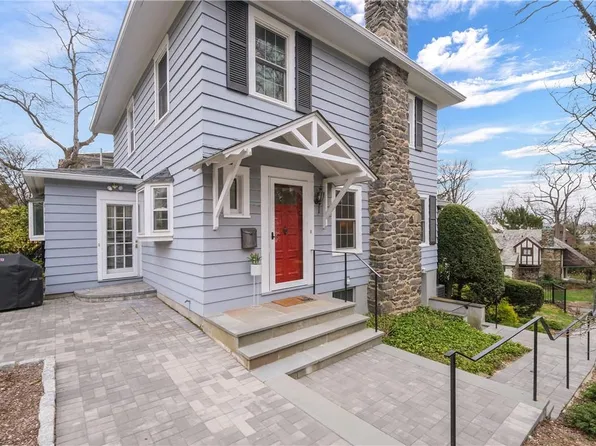 28 Mountain Avenue, Larchmont, NY 10538