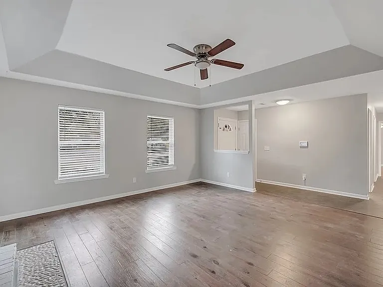 903 Teal Ct — Photo 5