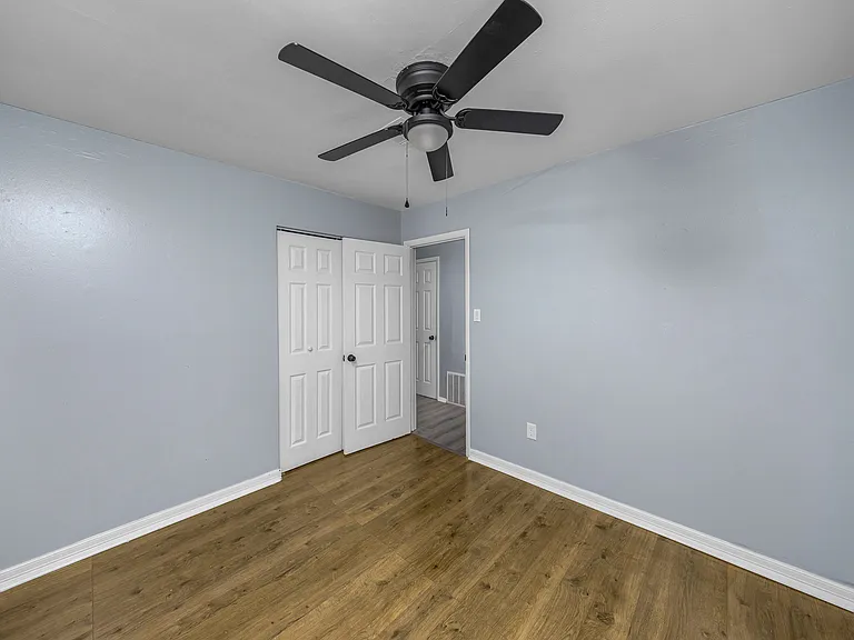 408 NW Woodridge Dr — Photo 20