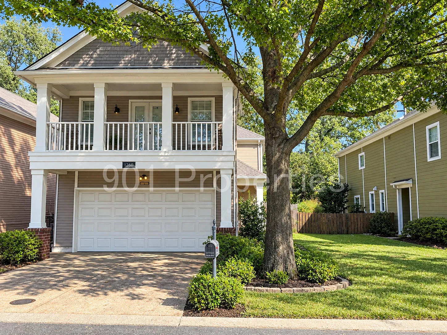 3 bed, 2.5 bath, 2480 sqft, $2,800 — Photo 1