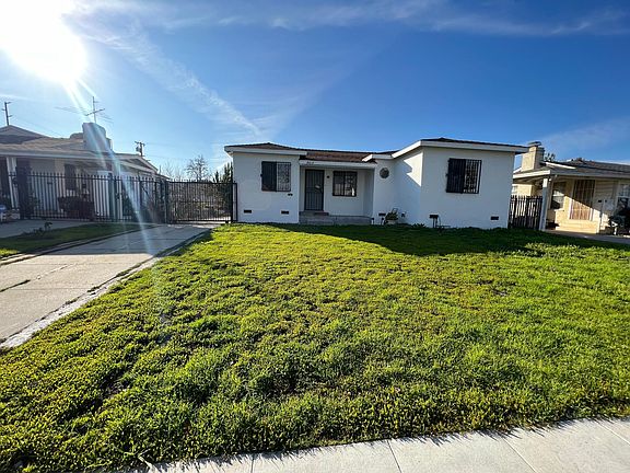 Front Door, Driveway, and Yard.