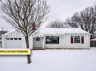 4128 W 220th St, Fairview Park, OH