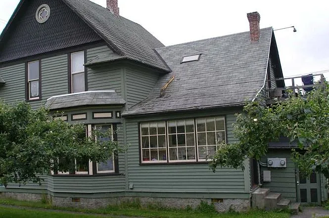 1408 Humboldt St — Photo 4