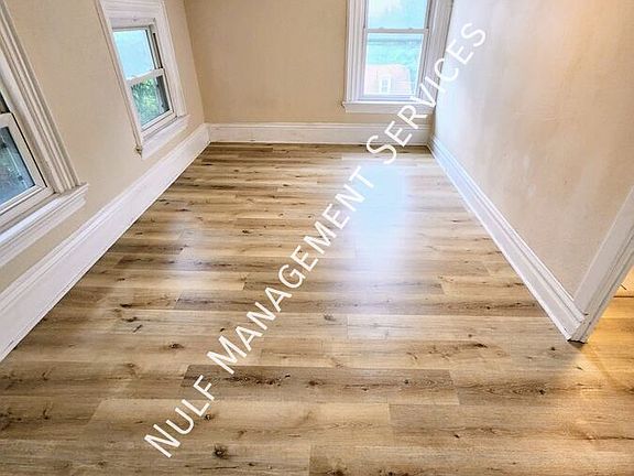 3rd image of 1607 Arlington Ave