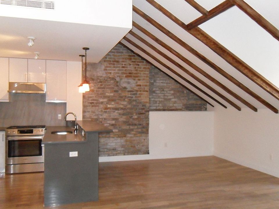 1st image of 192 Grand St Penthouse 4