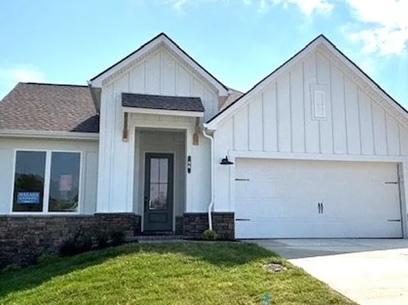 1146 Callaway Dr, Lebanon, TN 37087