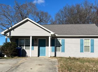 402 Cannon St, Graham, NC 27253