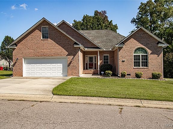 3rd image of 3801 Greystone Dr
