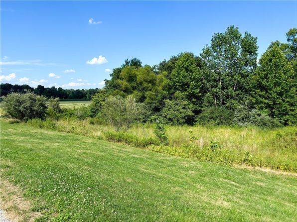Crooked Ln, Dennison, IL 62423