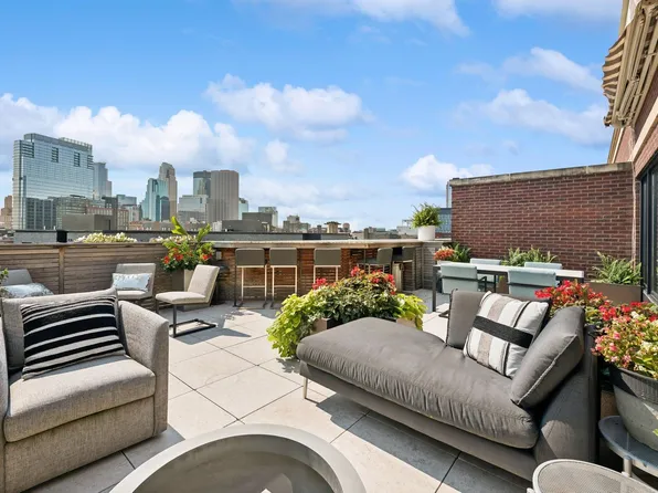 111 4th Ave N APT 706, Minneapolis, MN 55401