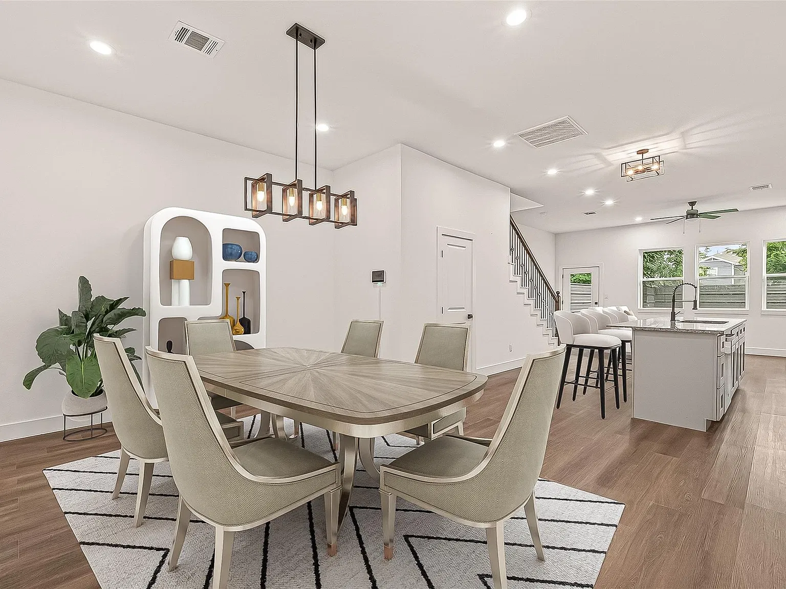 3 bed, 3.5 bath, 1921 sqft, $2,449 — Photo 3