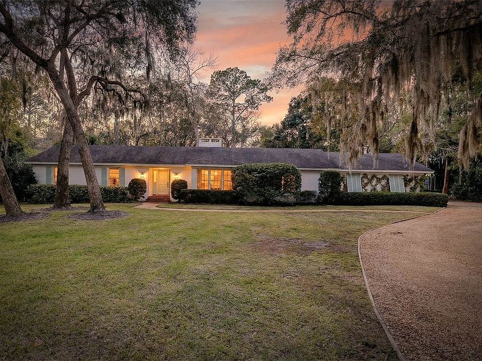 1st image of 5 Tanglewood Rd