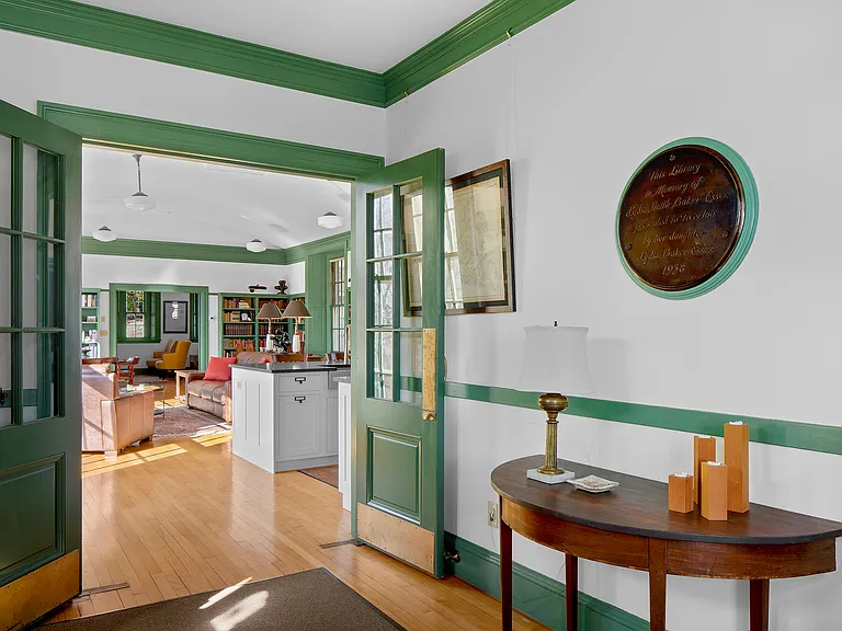 238 Highland Rd — Photo 24