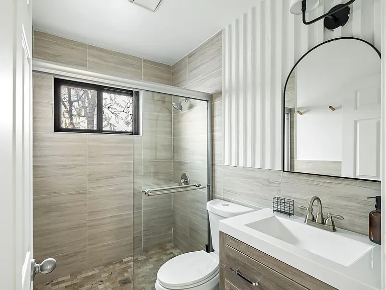 3811 Wilson St — Photo 56