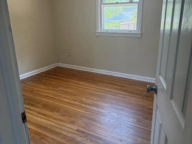 409 McArthur Dr — Photo 8