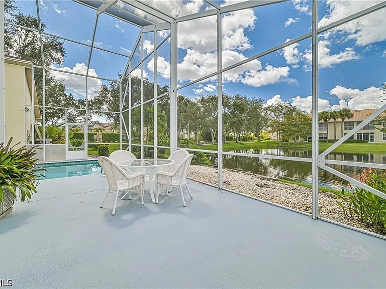 14980 Lake Olive Dr — Photo 3