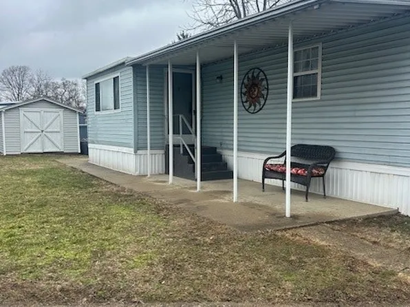 47 Airstream Dr, Dayton, OH 45449