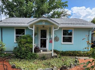 909 Maple Park Dr, Medford, OR 97501