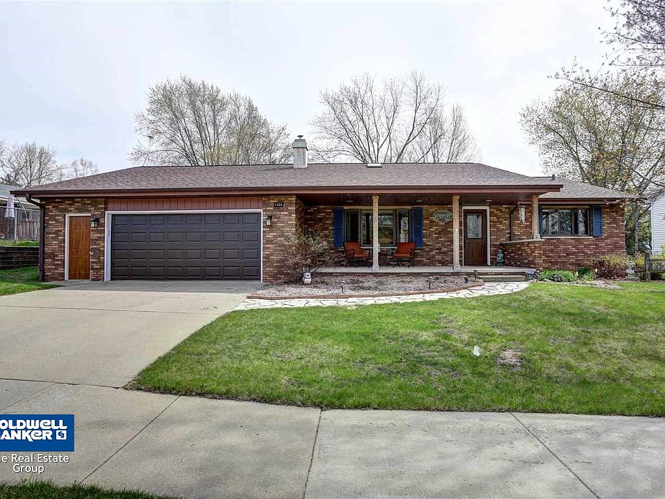 BEAUTIFULLY UPDATED ALL BRICK RANCH