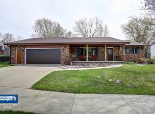 1333 W Cloverdale Dr, Appleton, WI 54914