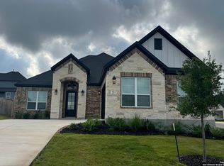 223 Azalea Aly, Castroville, TX 78009