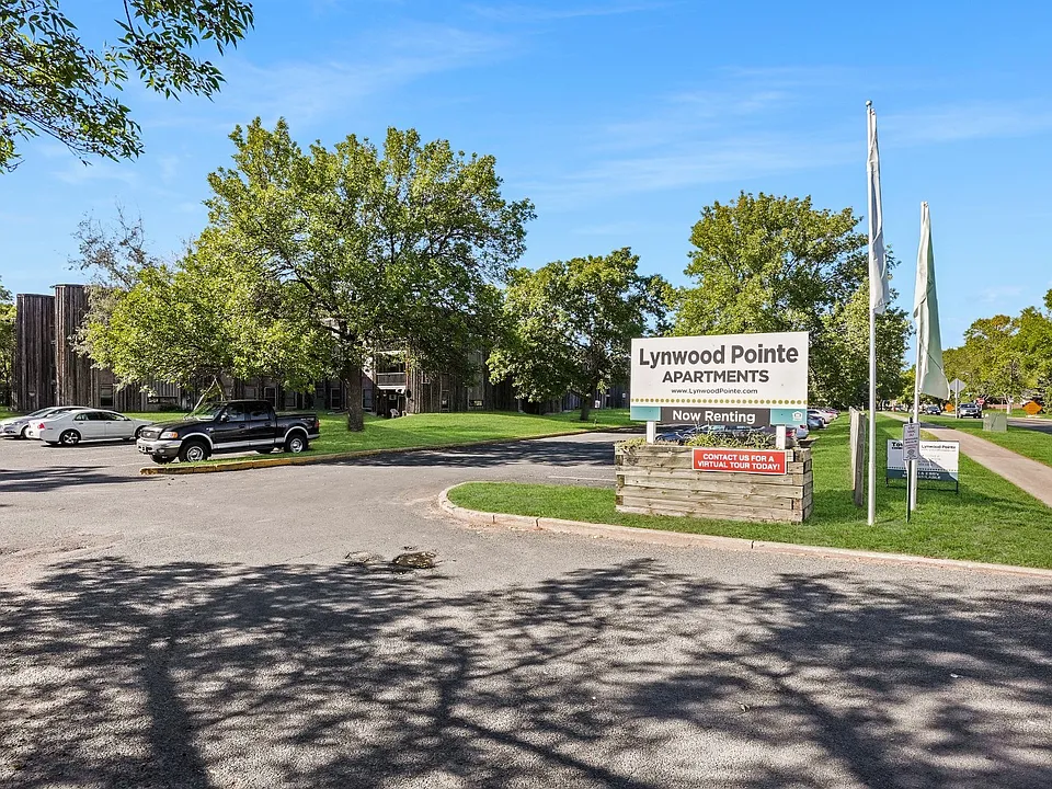 Lynwood Pointe