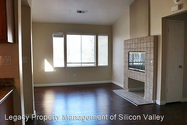 1st image of 83 Mirabelli Cir