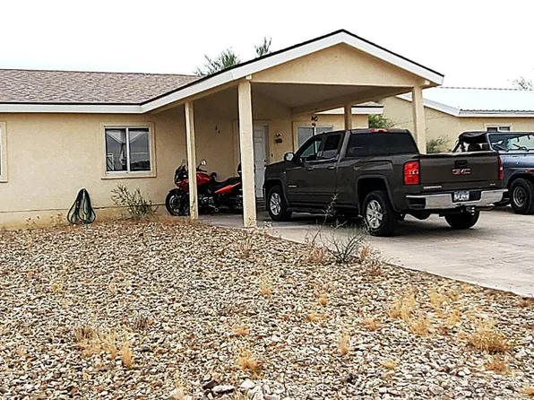 241 W 10th St, Ajo, AZ 85321