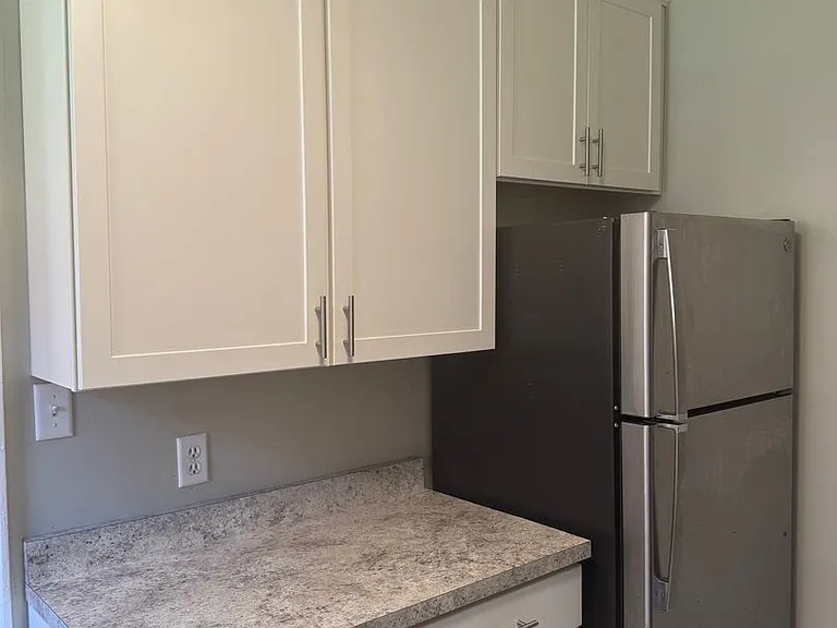Madison Court — Photo 14