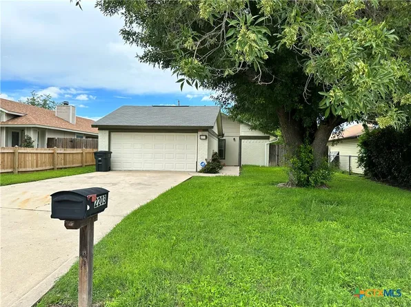 2203 Coach Dr, Killeen, TX 76543