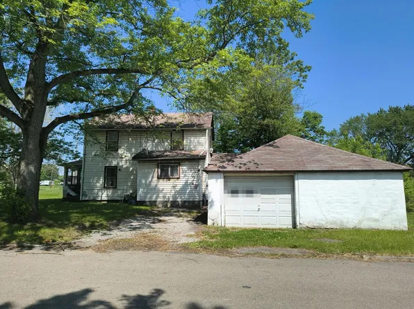 1603 Salt Springs Rd, Youngstown, OH 44509