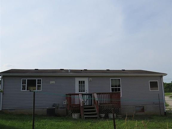 3rd image of 424 Carriewood Dr