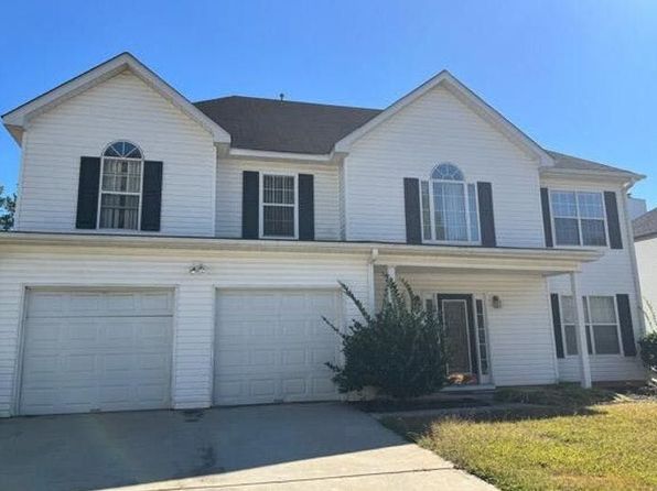 5473 Mayfair Crossing Dr