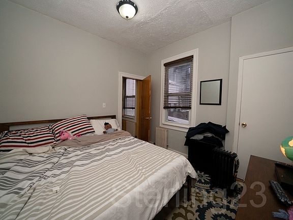 5th image of 24-09 31st St #2R