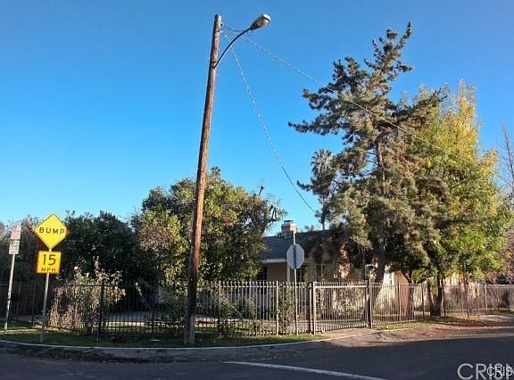 4th image of 15158 La Maida St