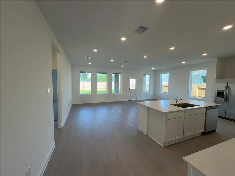 7919 Evening Emerald Dr — Photo 7