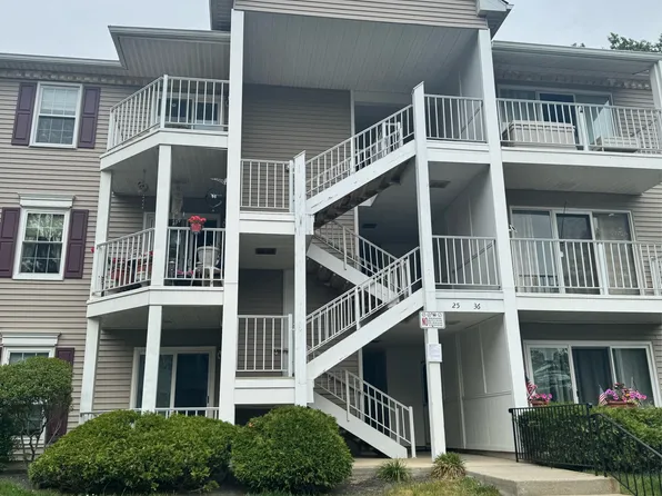 31 Arapaho Pl #1, Absecon, NJ 08205