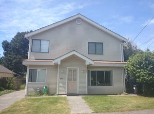 6735 21st Ave NW, Seattle, WA 98117