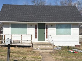 307 W 4th Ave, Bristow, OK 74010